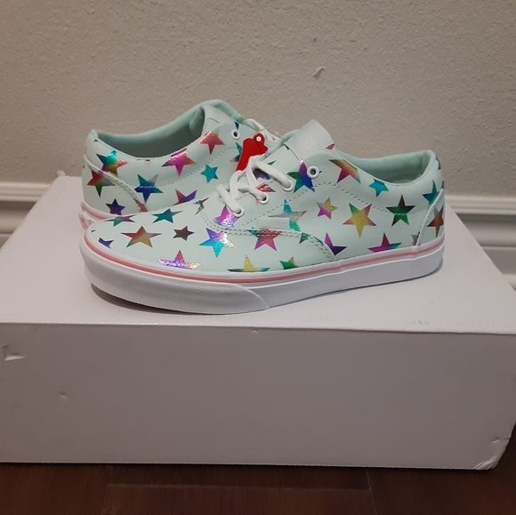 Vans - Picture 4 of 4